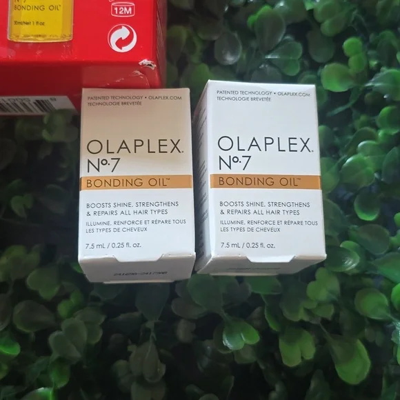Olaplex Shine Bright Healthy Hair Essentials BNIB - Picture 3 of 3